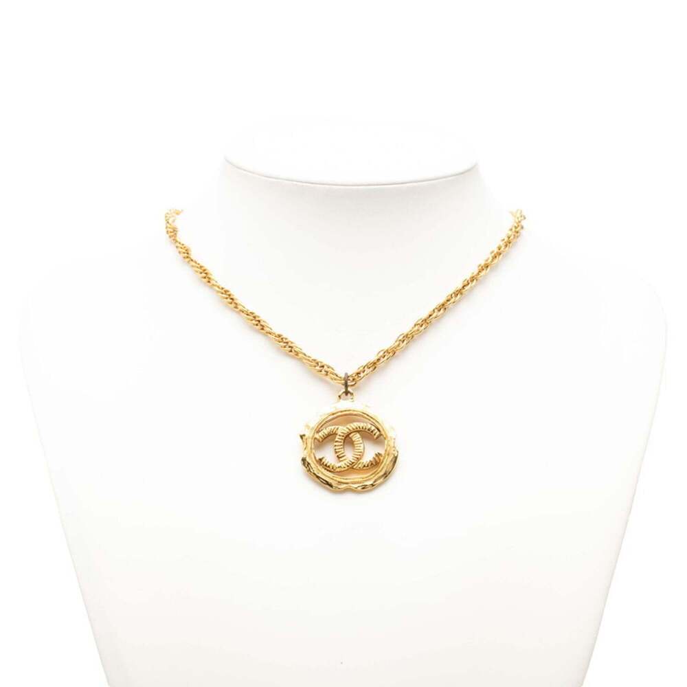 CHANEL Vintage Gold Logo Necklace - Picture 6 of 6
